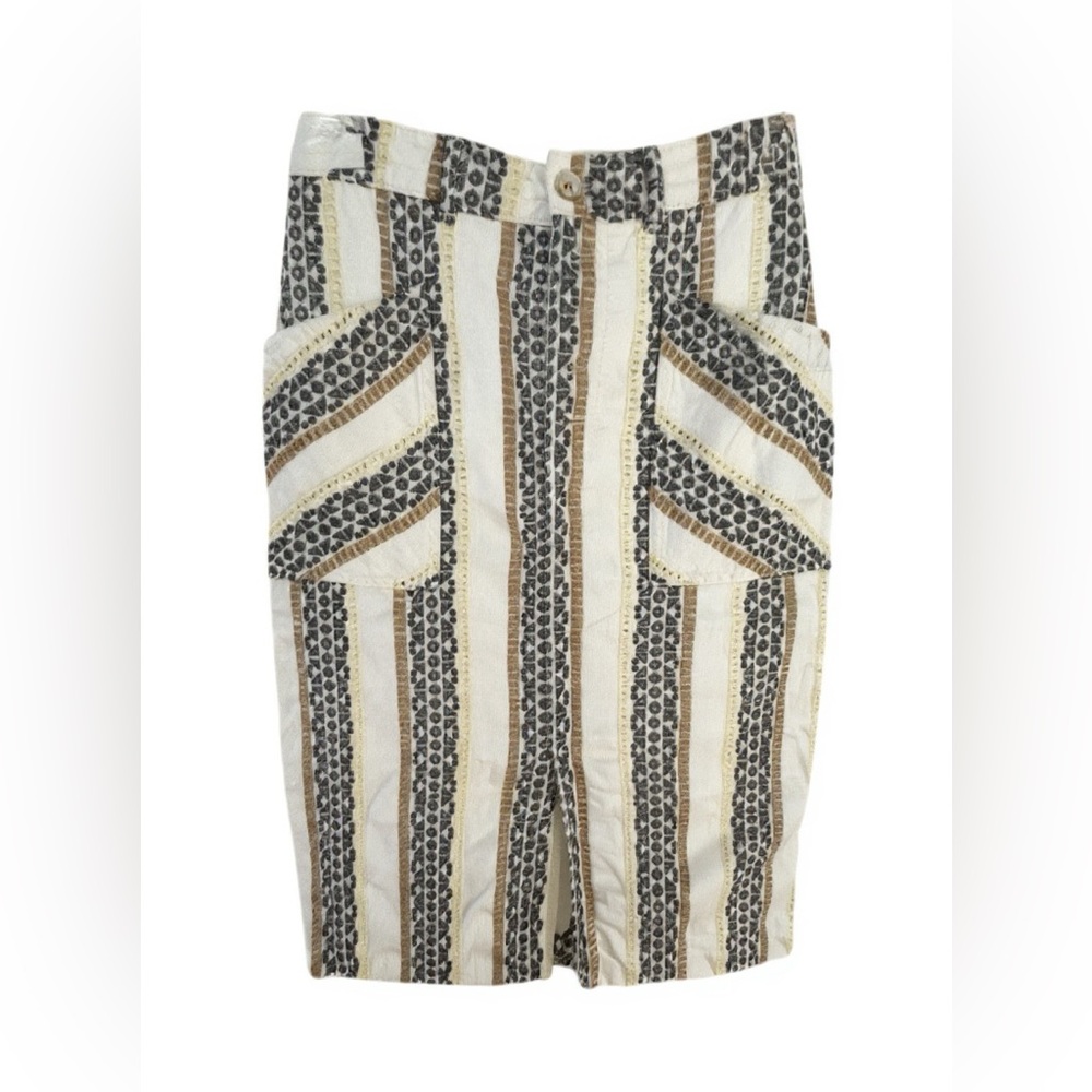Anthropologie Quincy Embroidered Pencil Skirt